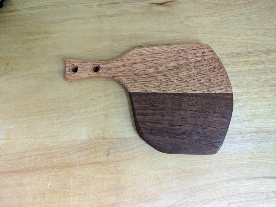 Serving board